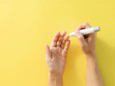 Closed-loop insulin delivery during exercise in people with T1DM